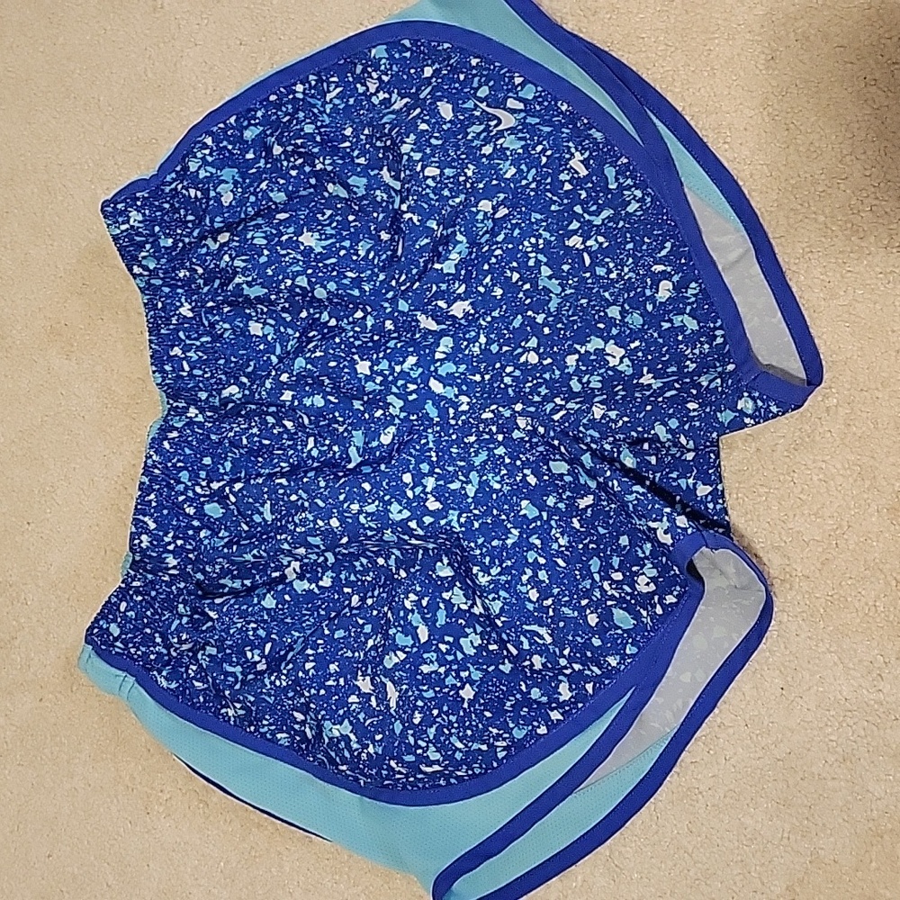 Nike women's small dri fit lined shorts